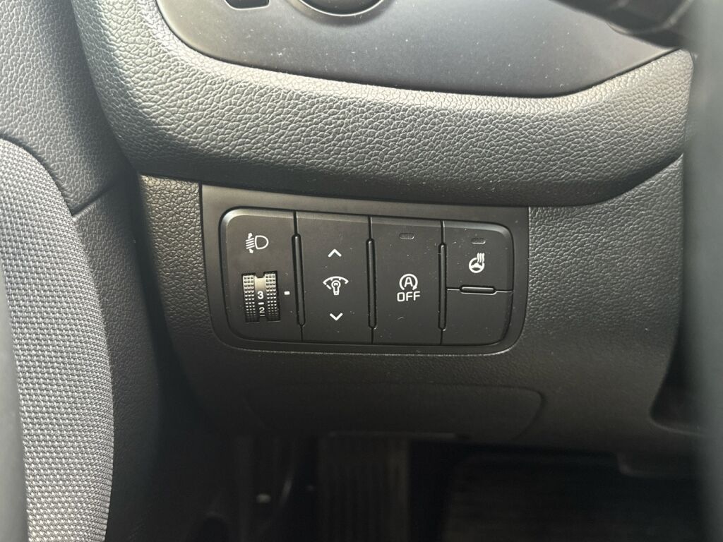 Kia Ceed 2016 Ruskea (beige)