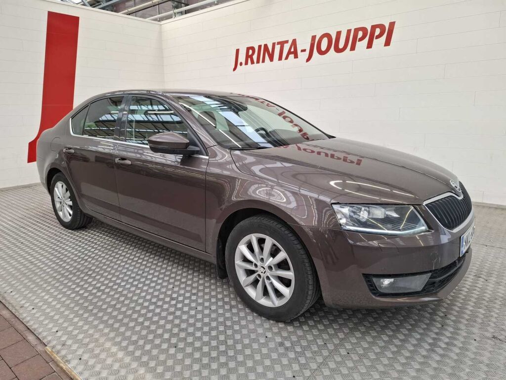 Skoda Octavia 2016 Ruskea (beige)