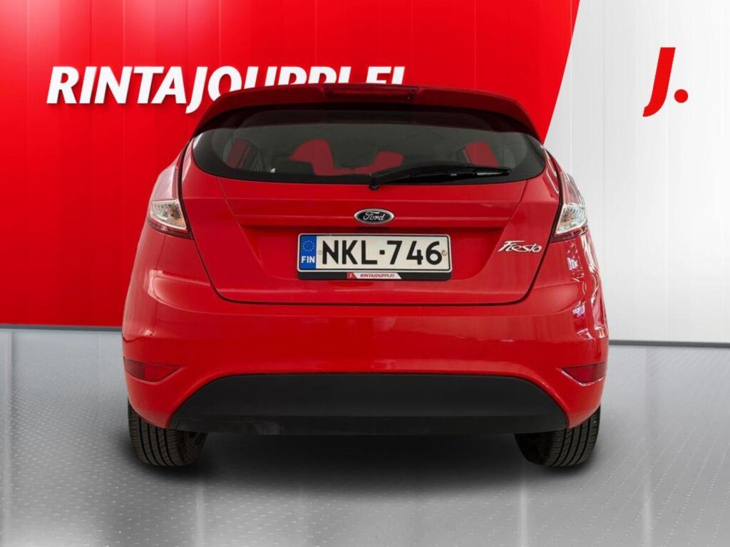 Ford Fiesta 2016 Punainen