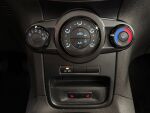 Ford Fiesta 2016 Punainen