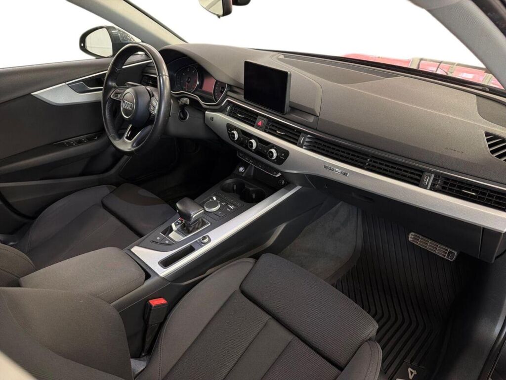 Audi A4 2016 Vihreä
