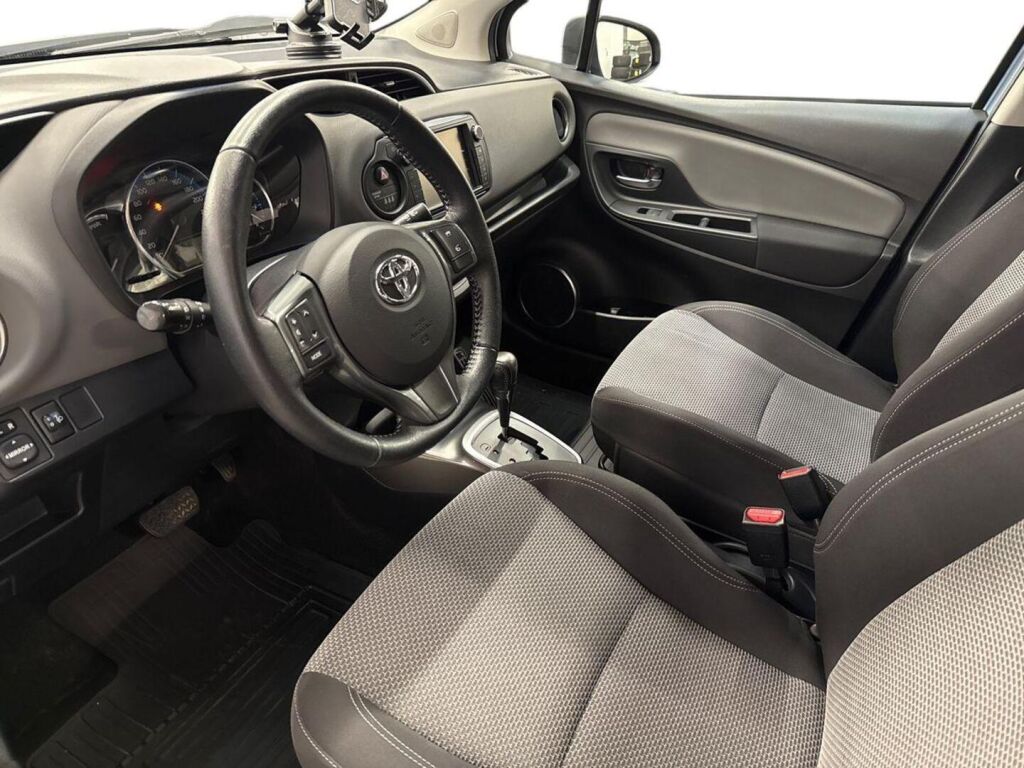 Toyota Yaris 2016 Sininen