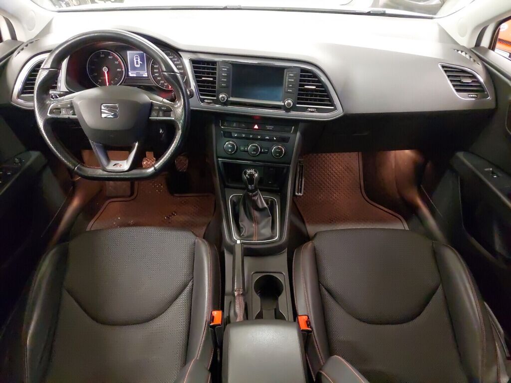 Seat Leon 2016 Valkoinen