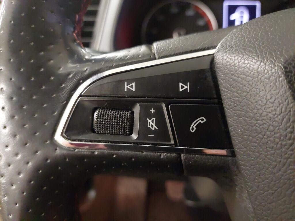 Seat Leon 2016 Valkoinen