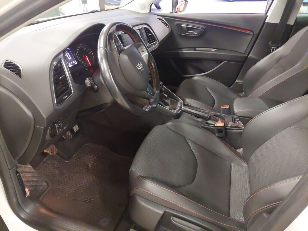 Seat Leon 2016 Valkoinen