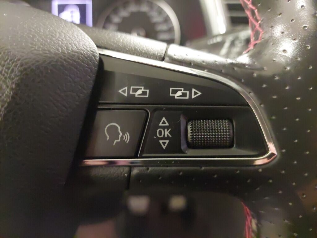 Seat Leon 2016 Valkoinen