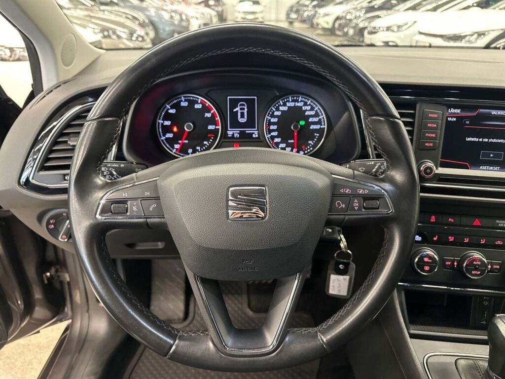 Seat Leon ST 2016 Harmaa