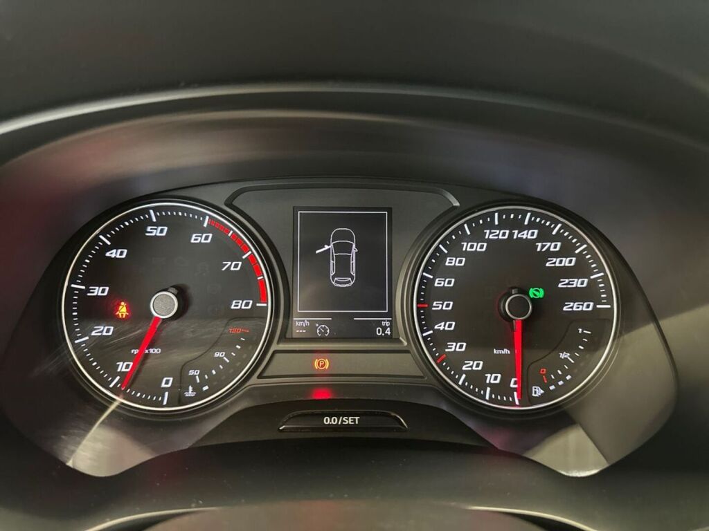 Seat Leon ST 2016 Harmaa