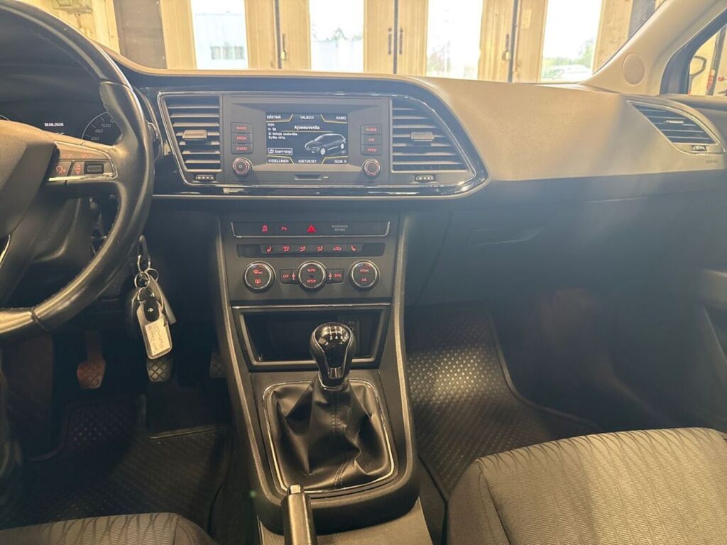Seat Leon ST 2016 Ruskea (beige)