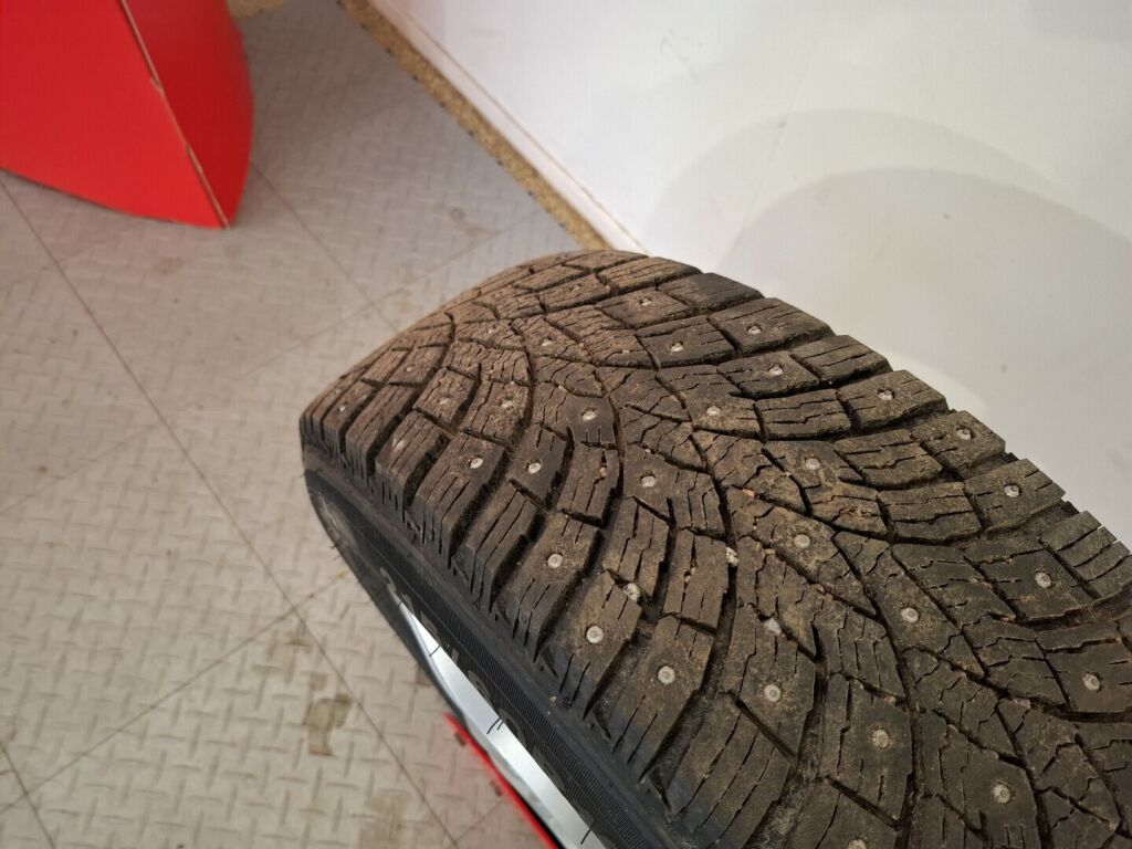 Volkswagen Passat 2017 Keltainen