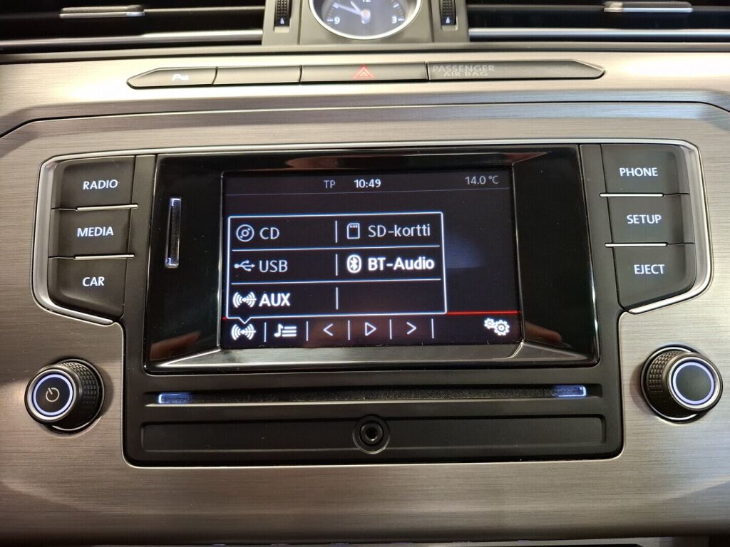 Volkswagen Passat 2017 Keltainen