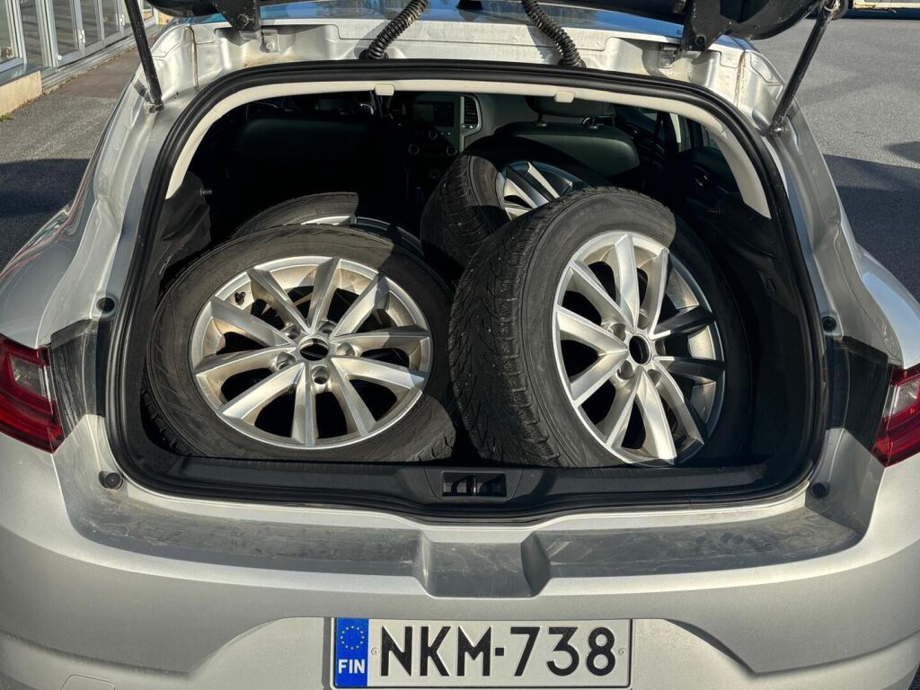 Renault Megane 2016 Metallinhohto Hopea