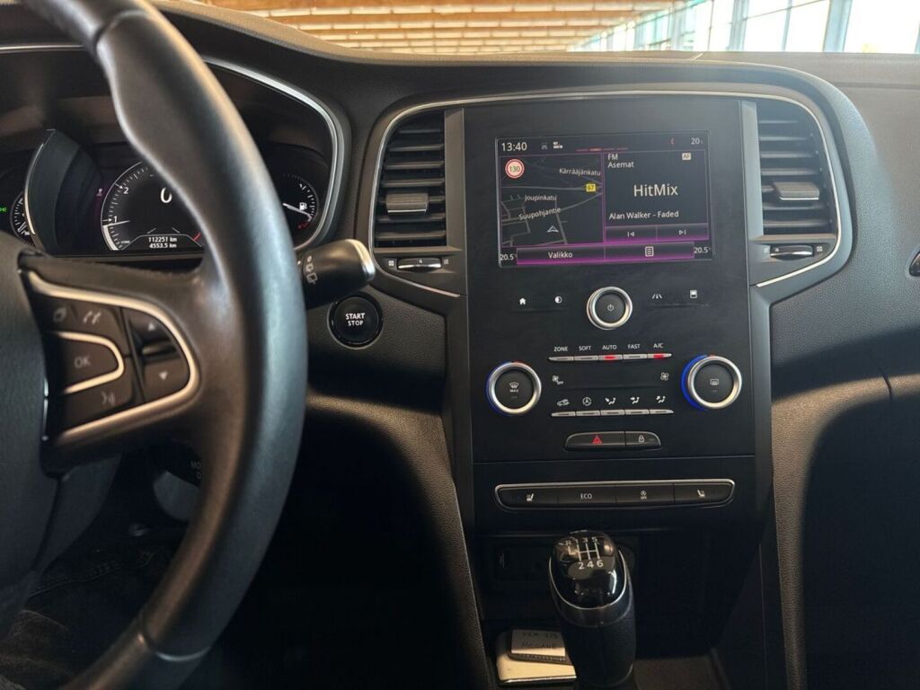 Renault Megane 2016 Metallinhohto Hopea