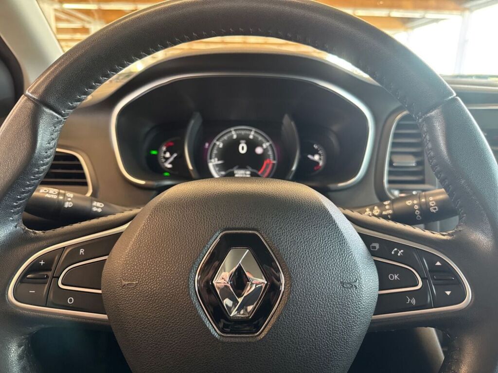 Renault Megane 2016 Metallinhohto Hopea