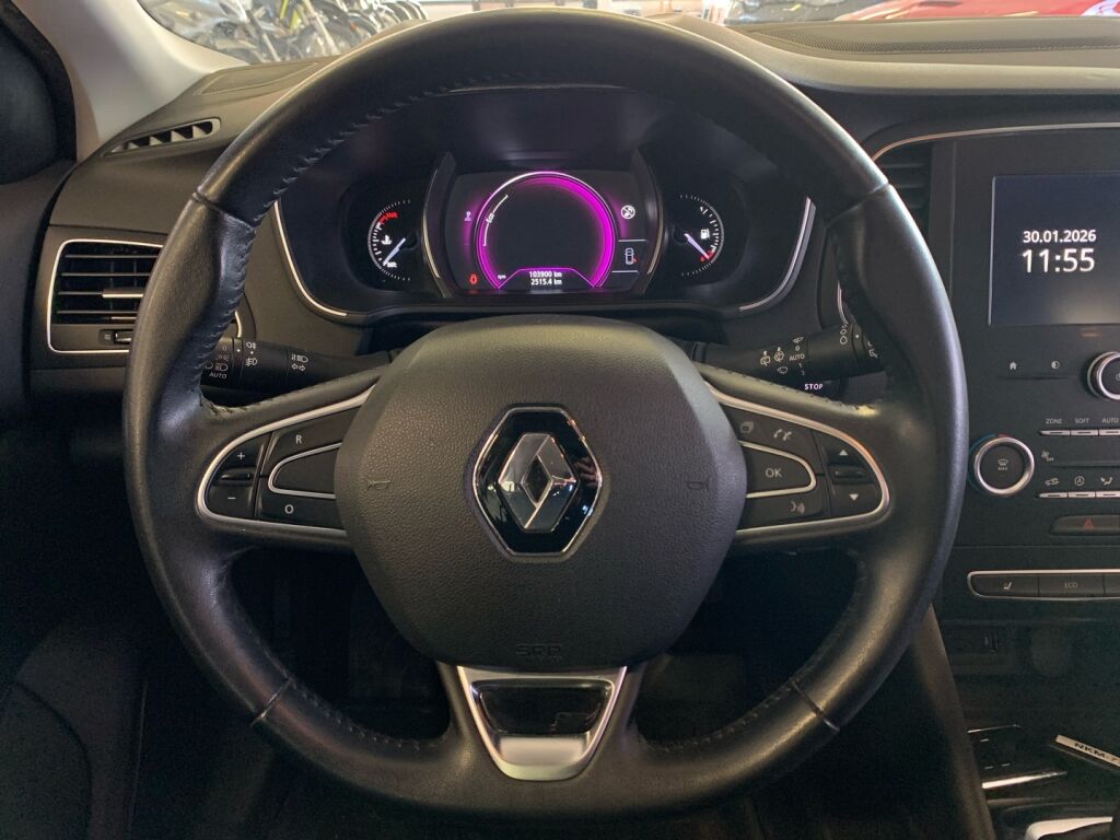 Renault Megane 2016 Punainen