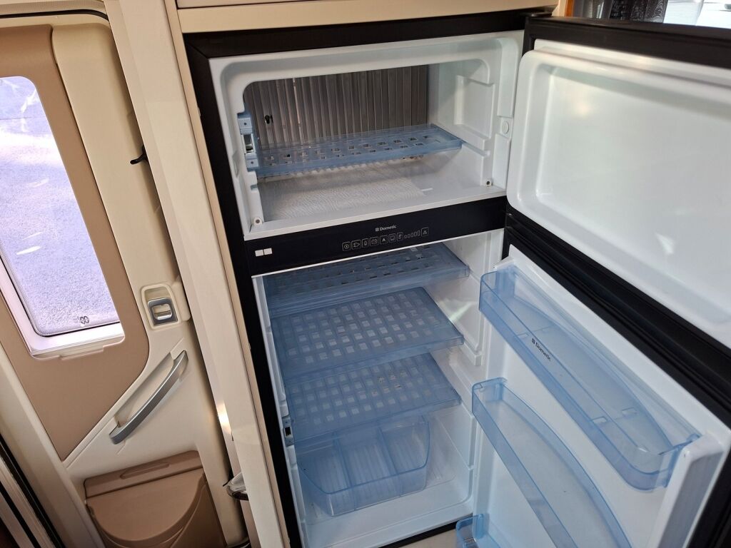 Adria Matrix 650 SF 50 Years Edition 2016 Harmaa