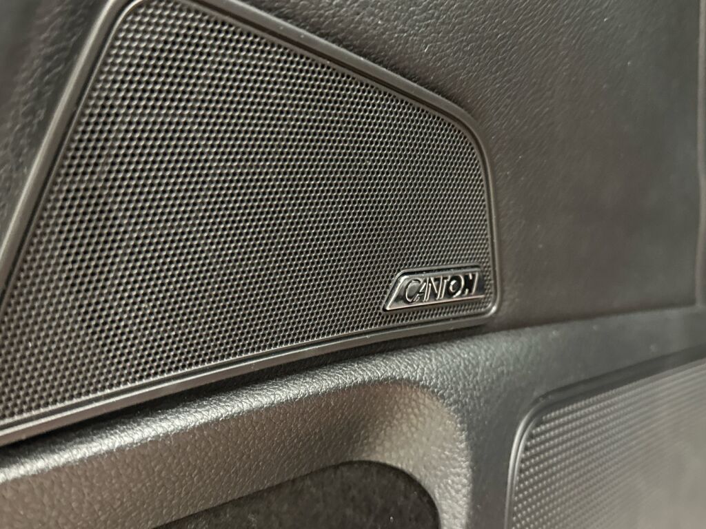 Skoda Superb 2016 Punainen