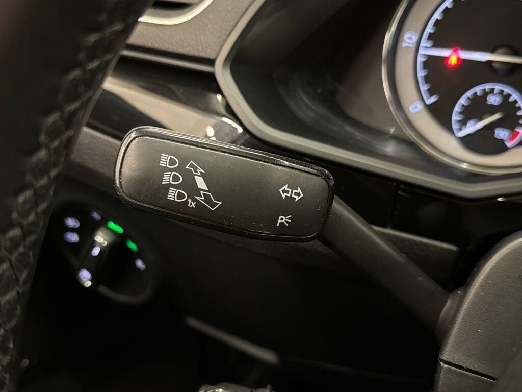 Skoda Superb 2016 Punainen