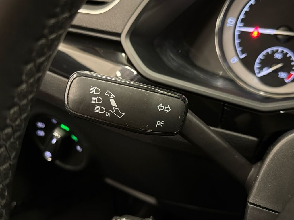 Skoda Superb 2016 Punainen