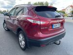 Nissan Qashqai 2016 Punainen