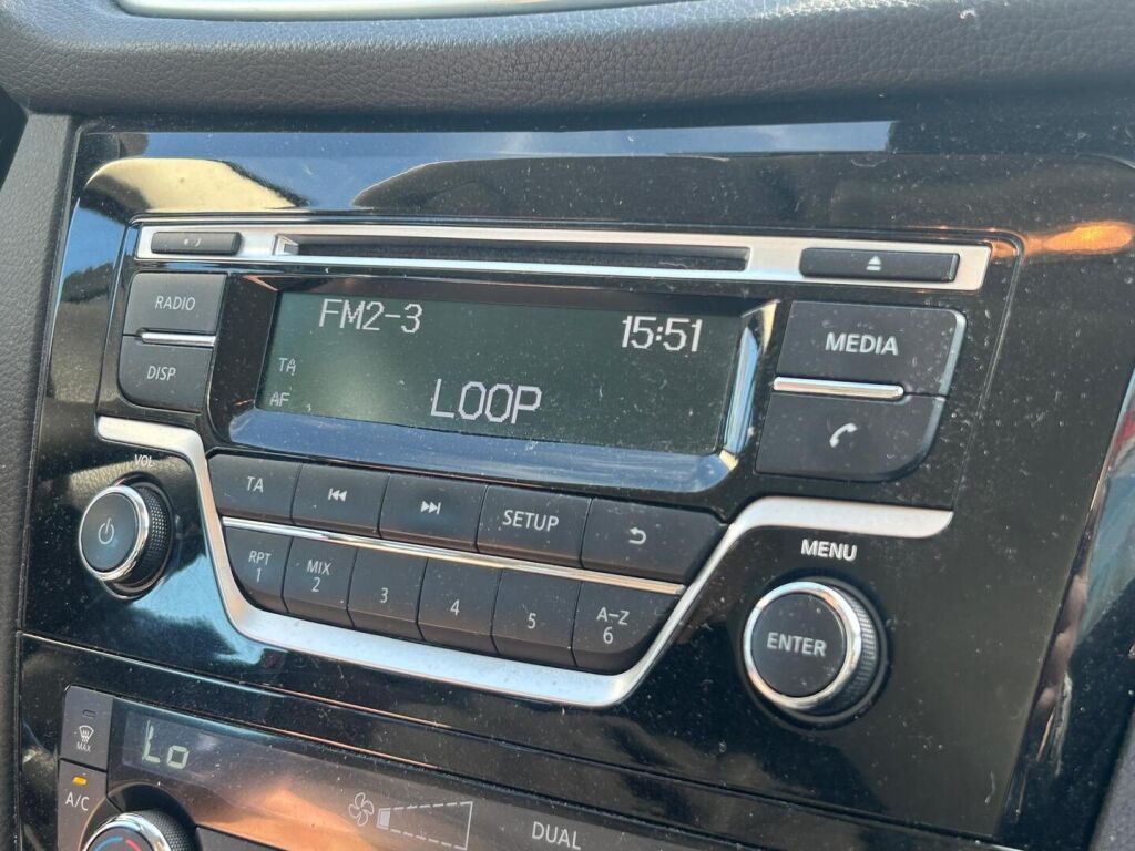 Nissan Qashqai 2016 Punainen