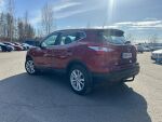 Nissan Qashqai 2016 Punainen