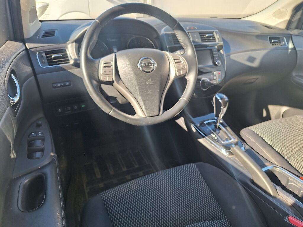 Nissan Pulsar 2016 Ruskea (beige)