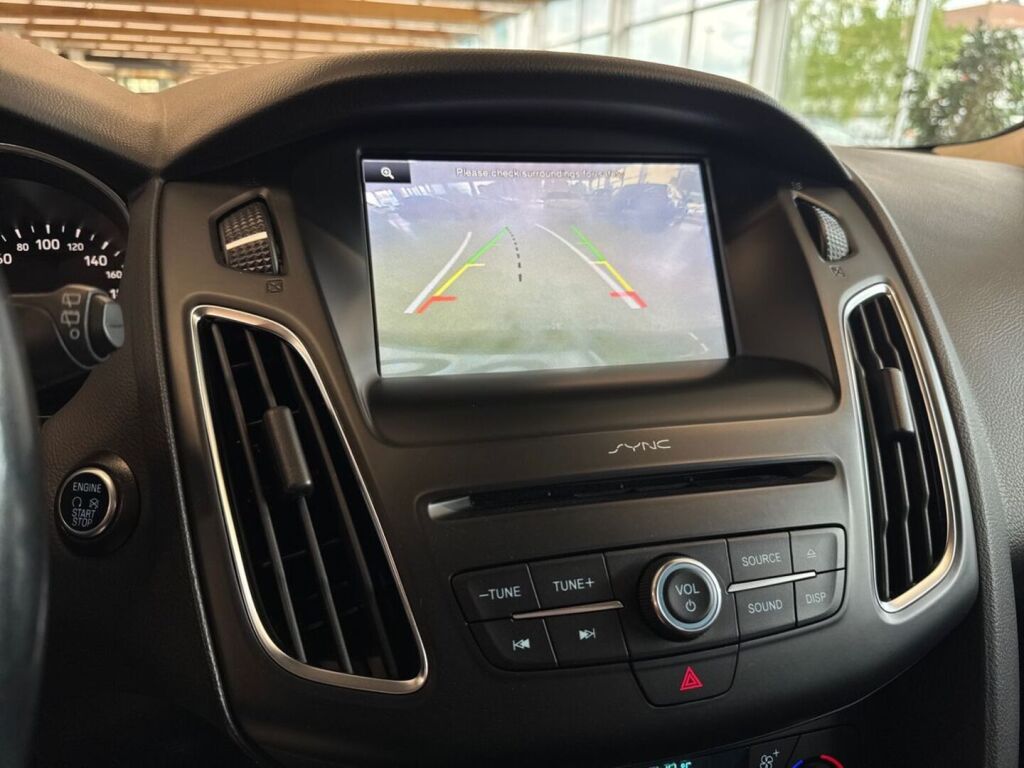 Ford Focus 2016 Harmaa