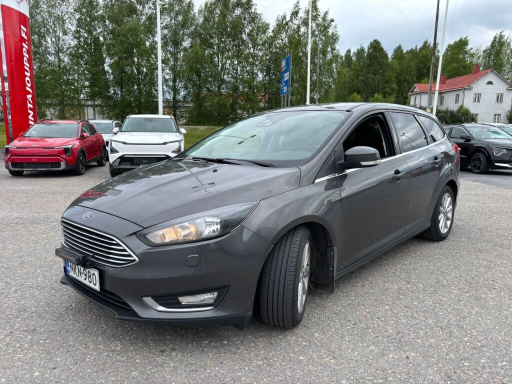 Ford Focus 2016 Harmaa