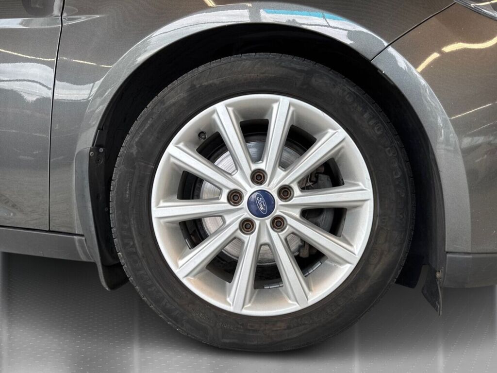 Ford Focus 2016 Harmaa