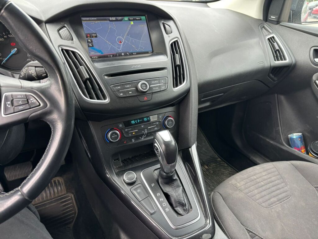 Ford Focus 2016 Harmaa