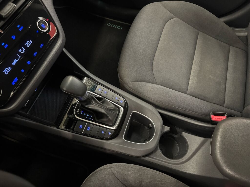 Hyundai IONIQ plug-in 2021 Valkoinen