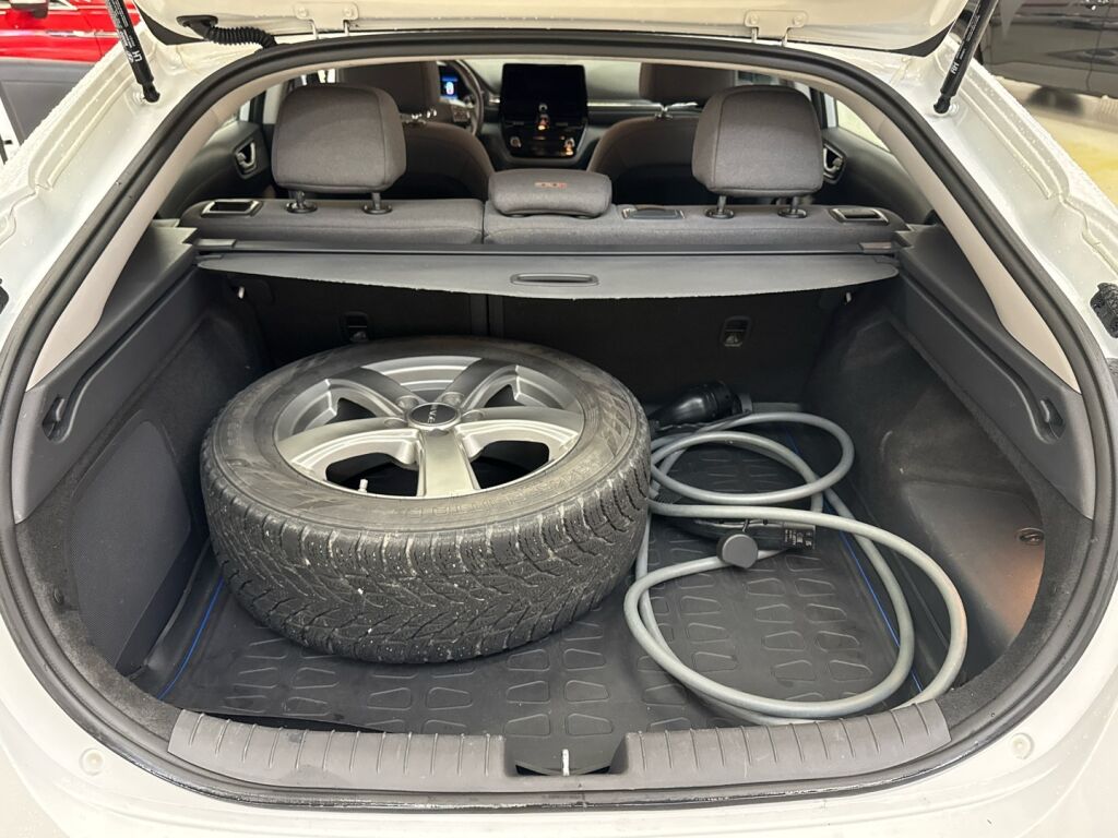 Hyundai IONIQ plug-in 2021 Valkoinen