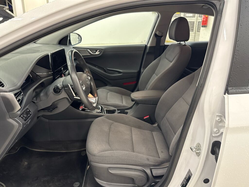 Hyundai IONIQ plug-in 2021 Valkoinen