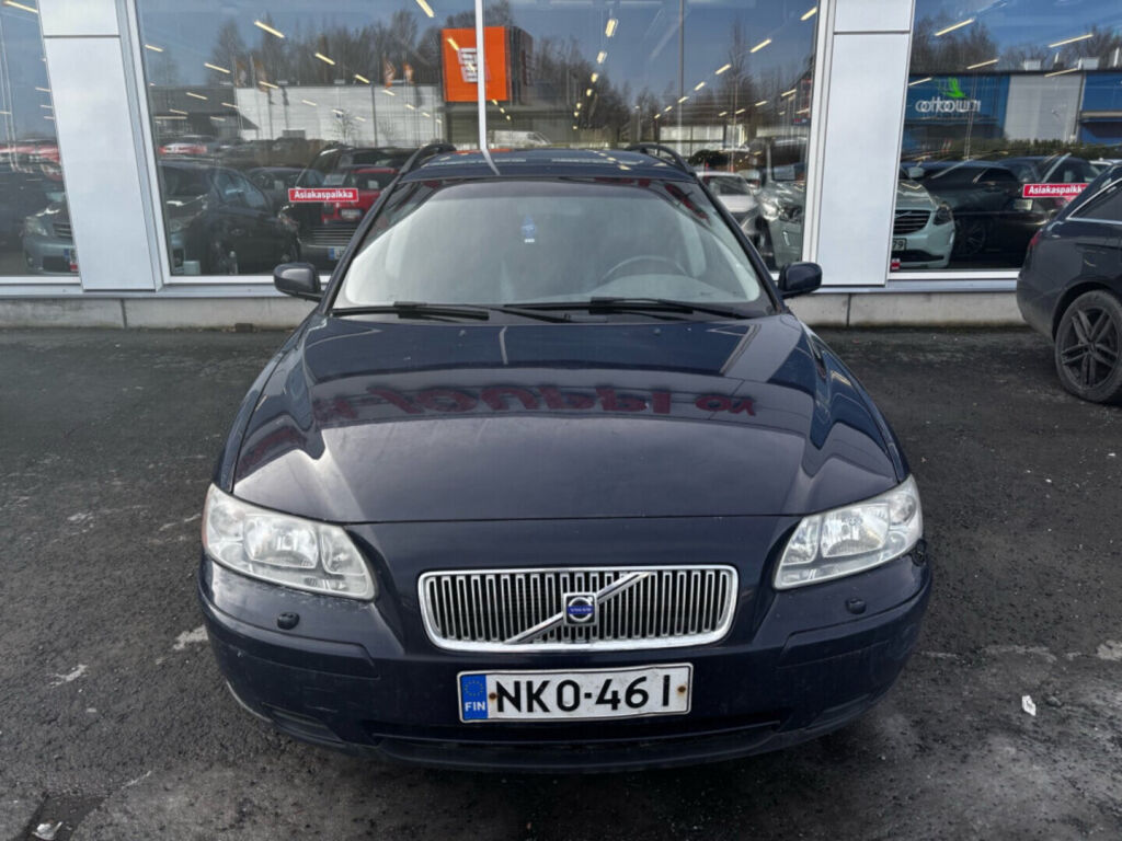 Volvo V70 2006 Sininen