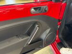 Volkswagen Beetle 2017 Punainen