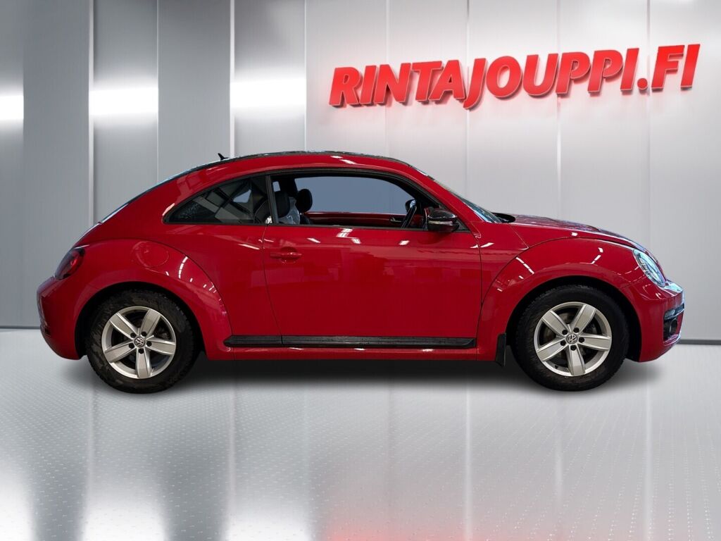 Volkswagen Beetle 2017 Punainen
