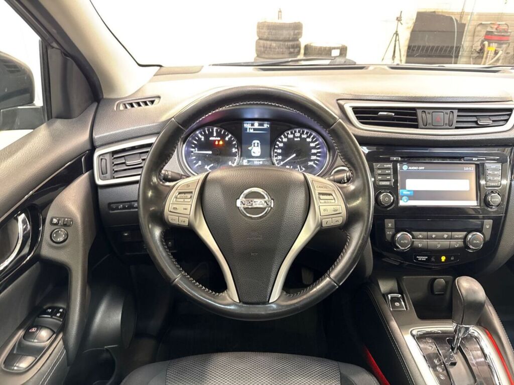 Nissan Qashqai 2017 Harmaa
