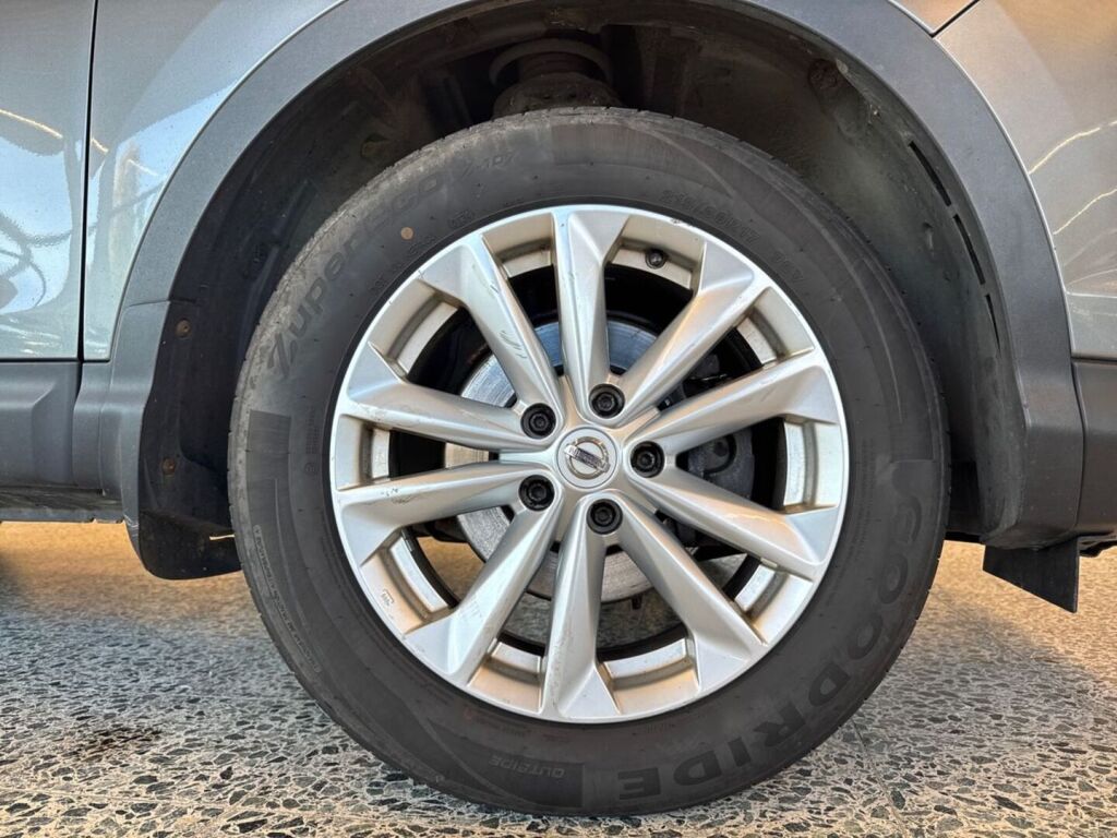 Nissan Qashqai 2017 Harmaa