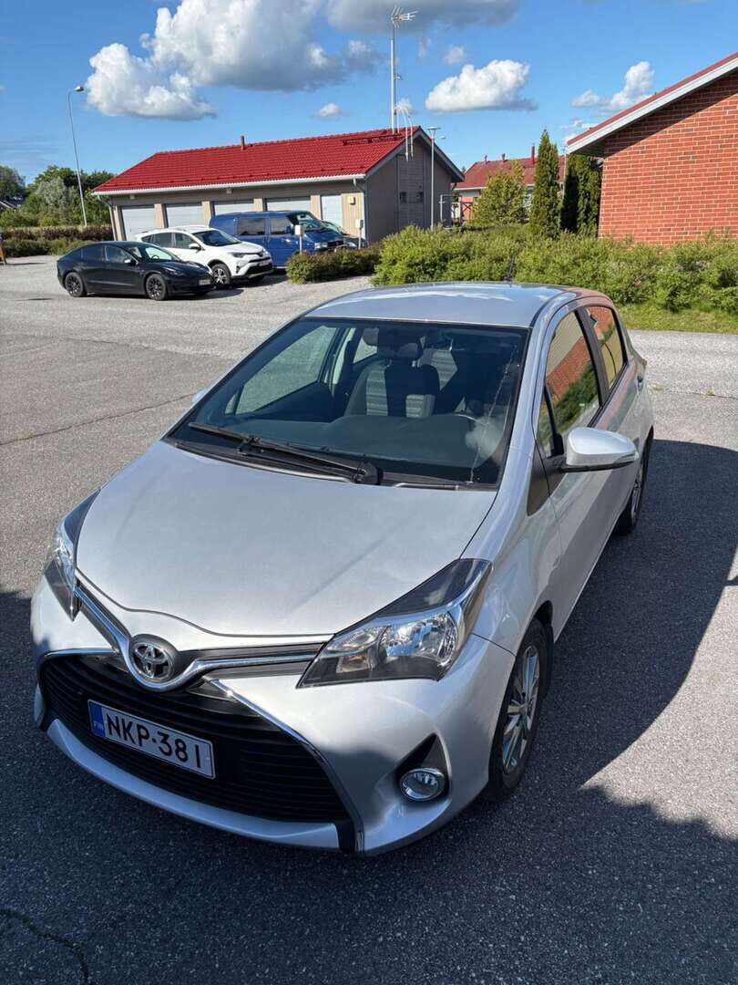 Toyota Yaris 2017 Hopea
