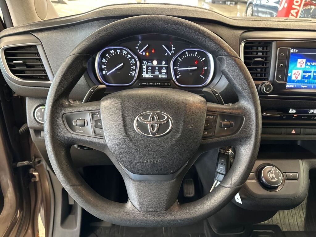 Toyota Proace Verso 2017 Ruskea (beige)