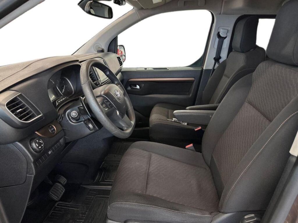 Toyota Proace Verso 2017 Ruskea (beige)