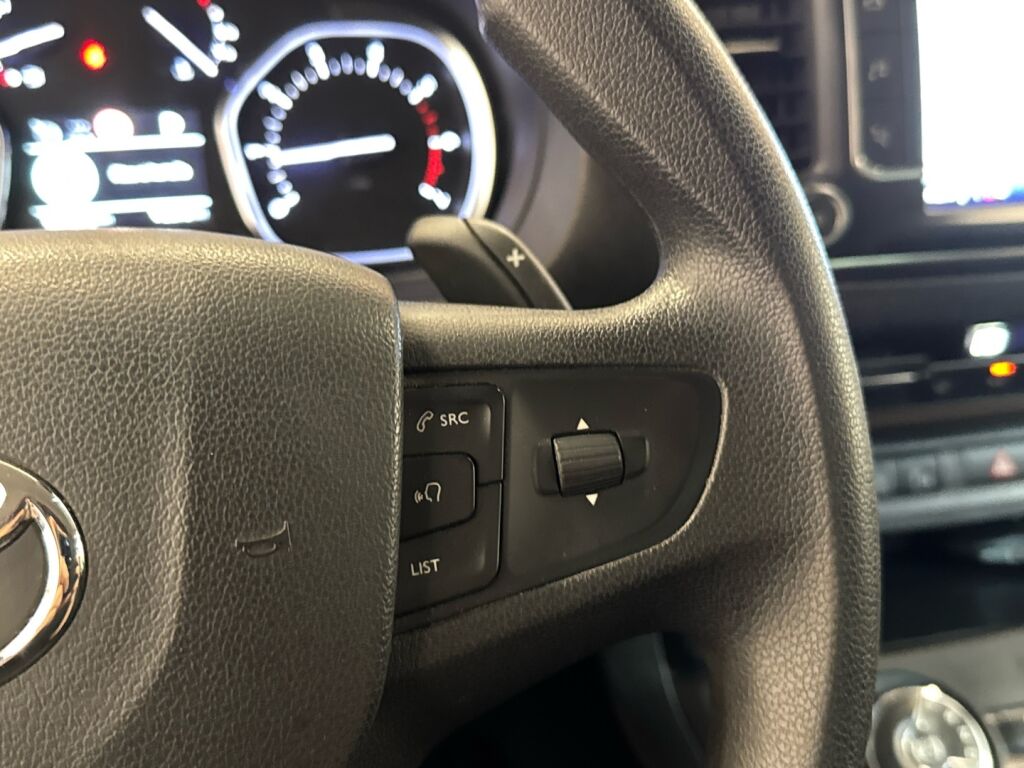 Toyota Proace Verso 2017 Ruskea (beige)