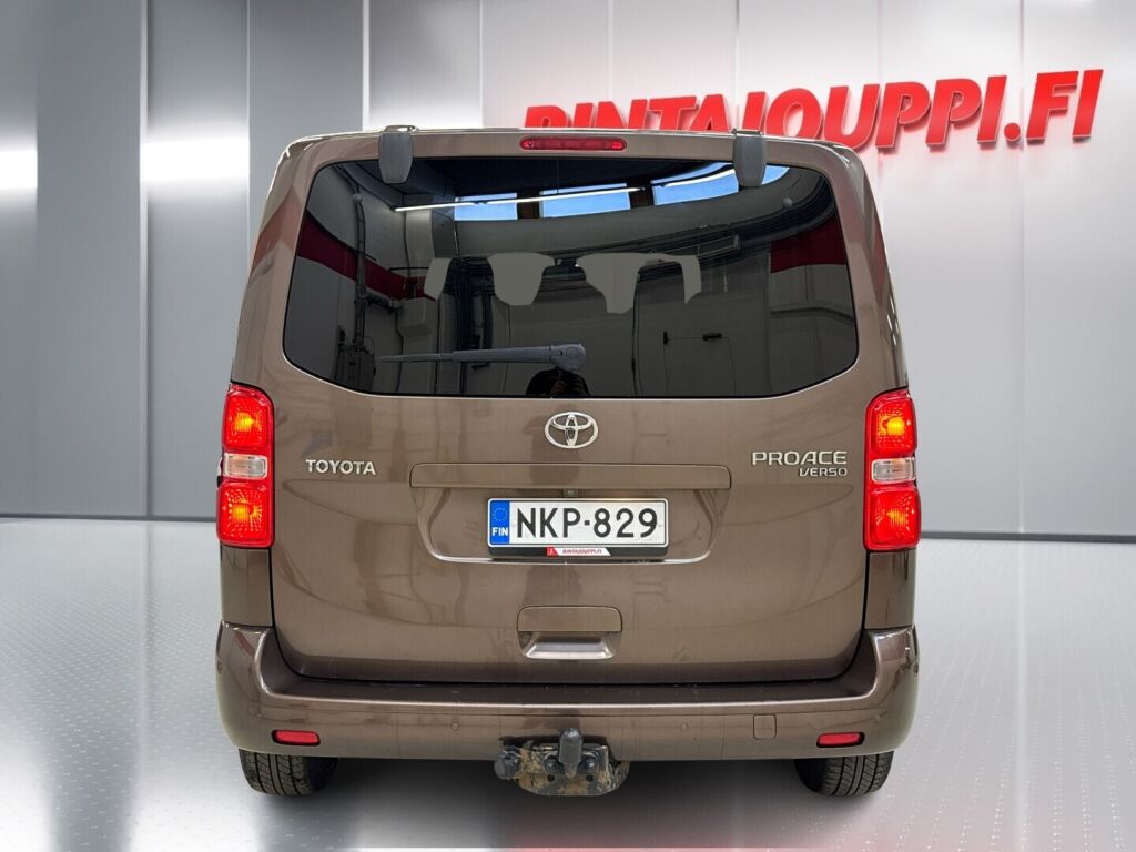 Toyota Proace Verso 2017 Ruskea (beige)