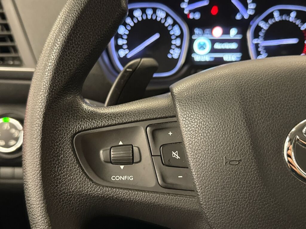 Toyota Proace Verso 2017 Ruskea (beige)