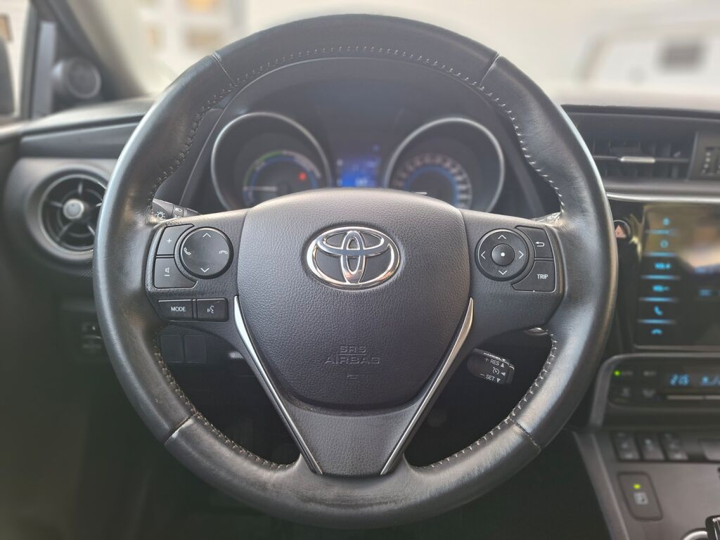 Toyota Auris 2017 Ruskea
