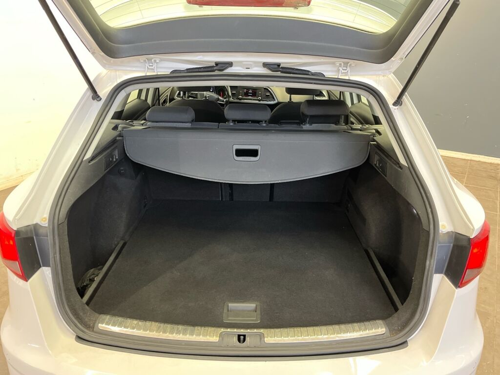 Seat Leon ST 2017 Valkoinen