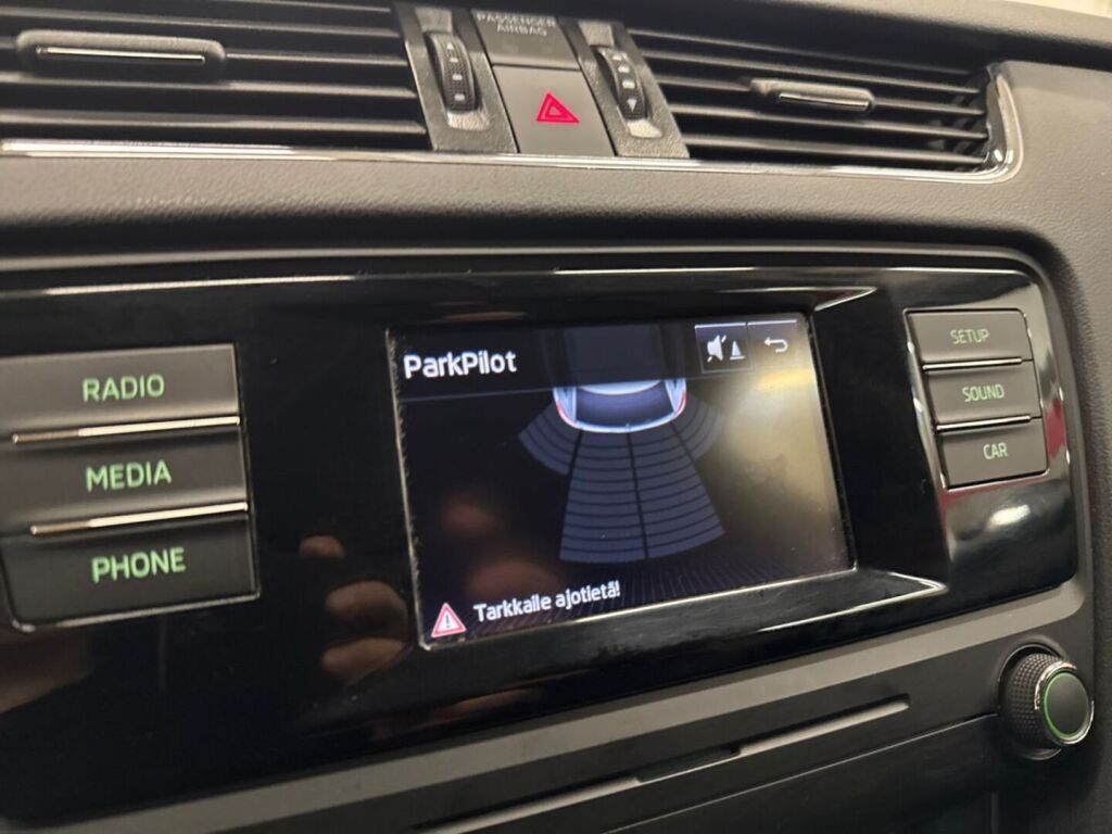 Skoda Octavia 2017 Punainen
