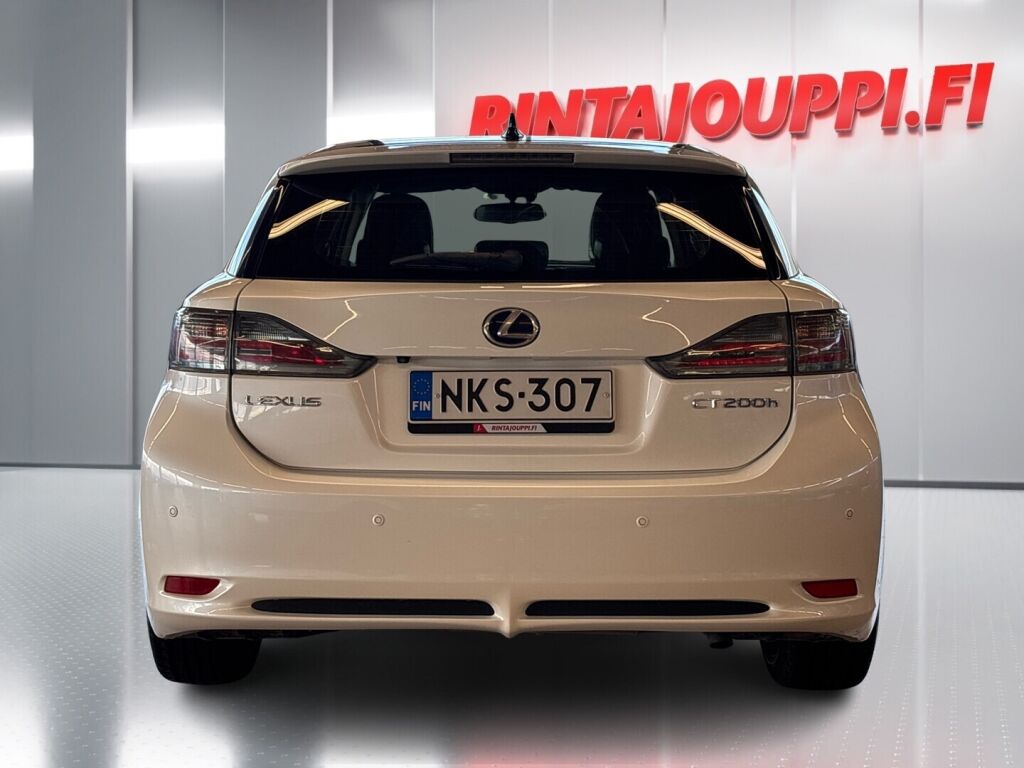 Lexus CT 2011 Valkoinen
