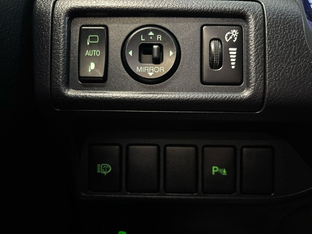 Lexus CT 2011 Valkoinen